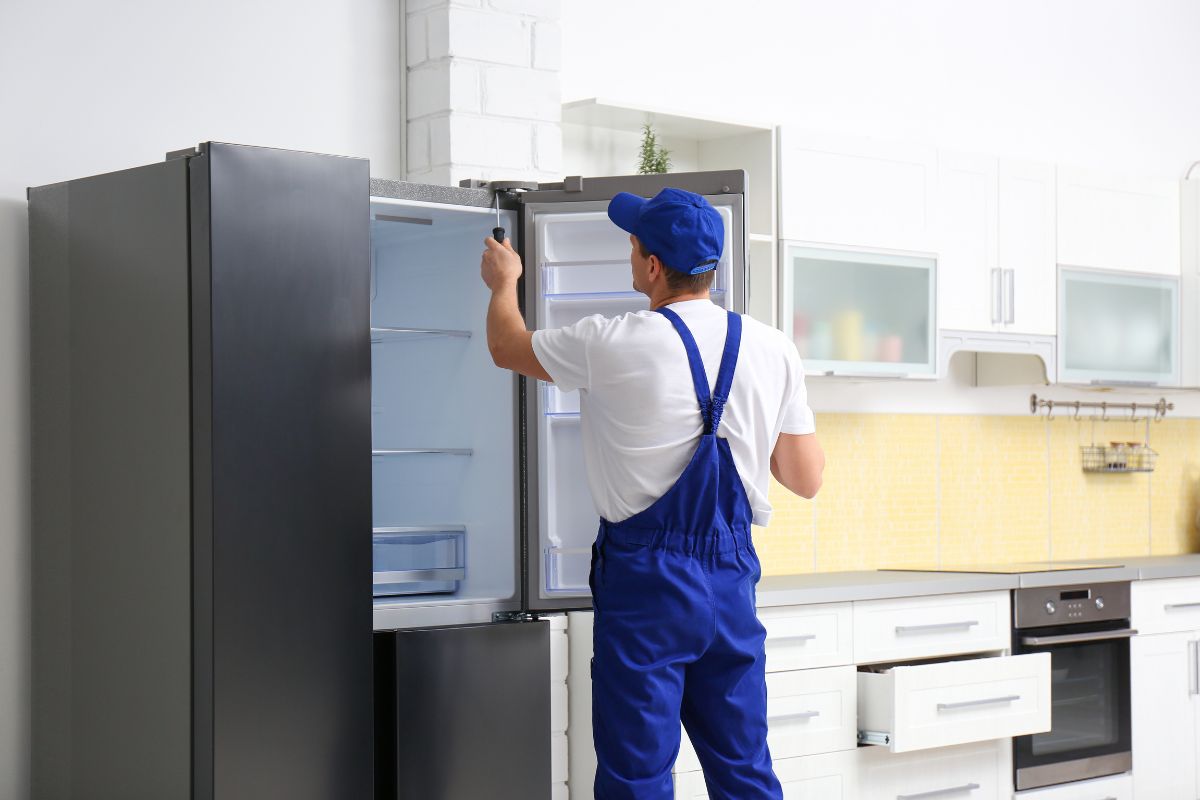 Refrigerator Repair In Toronto